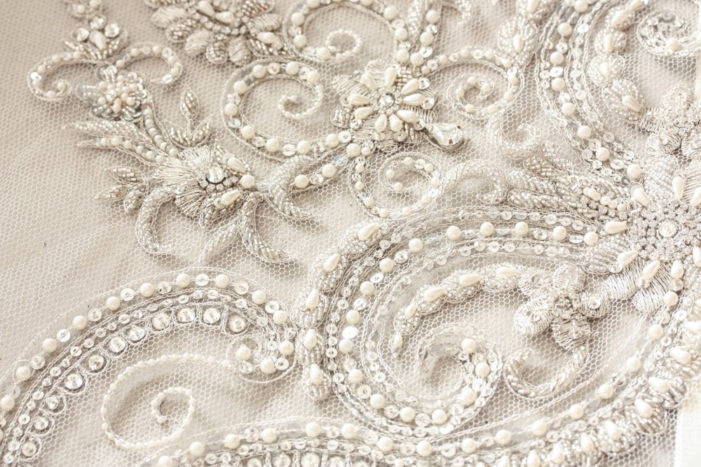 Кружево с жемчугом