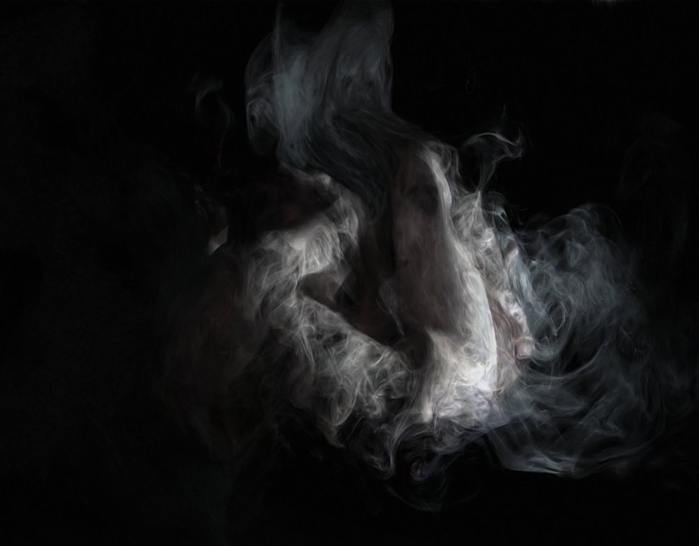 Дымка на черном фоне