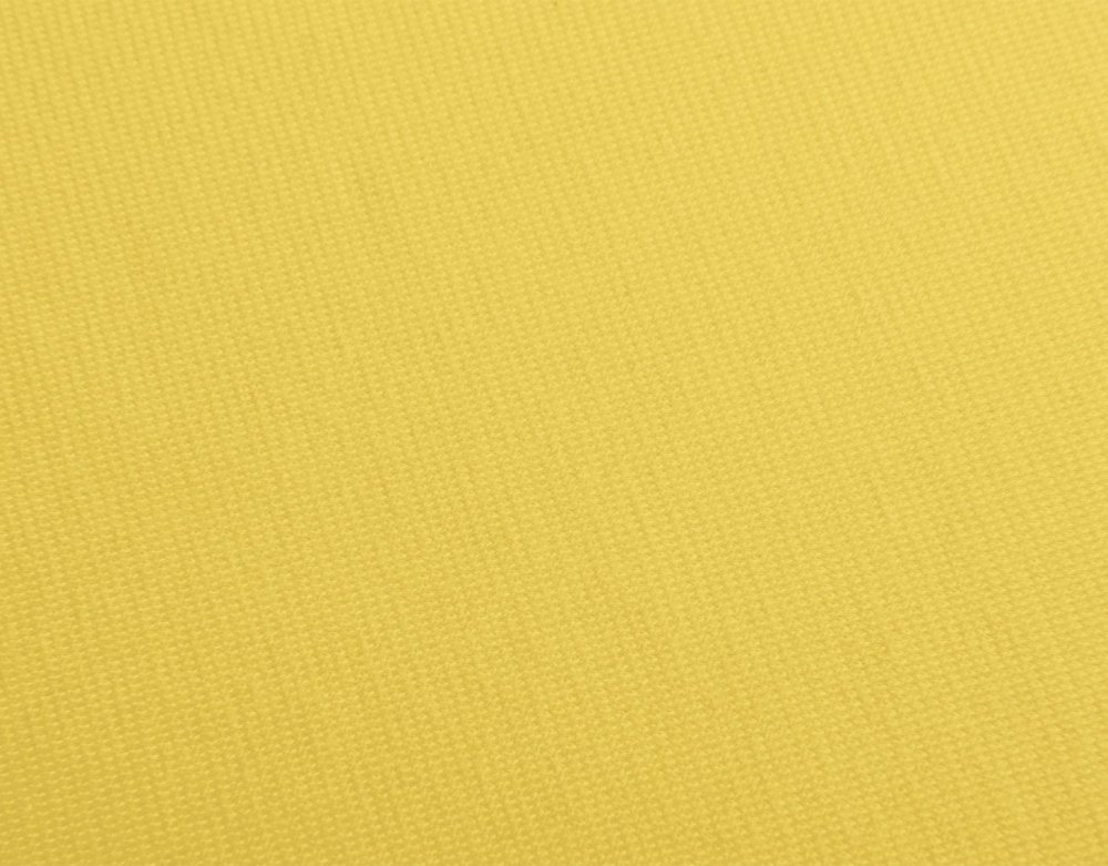 Бледно желтый цвет