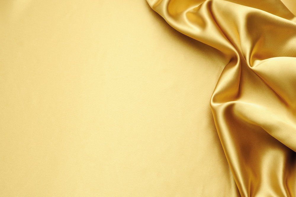 Бежевый шелк фон
