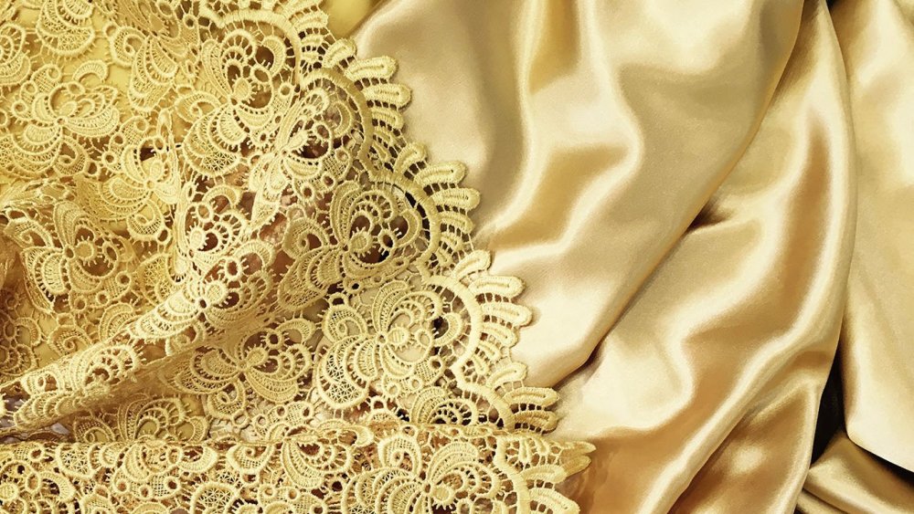Шелковая ткань