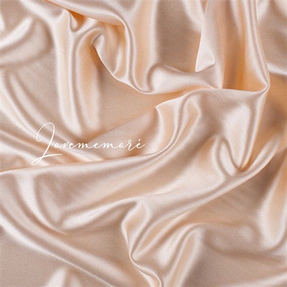 Золотистый фон