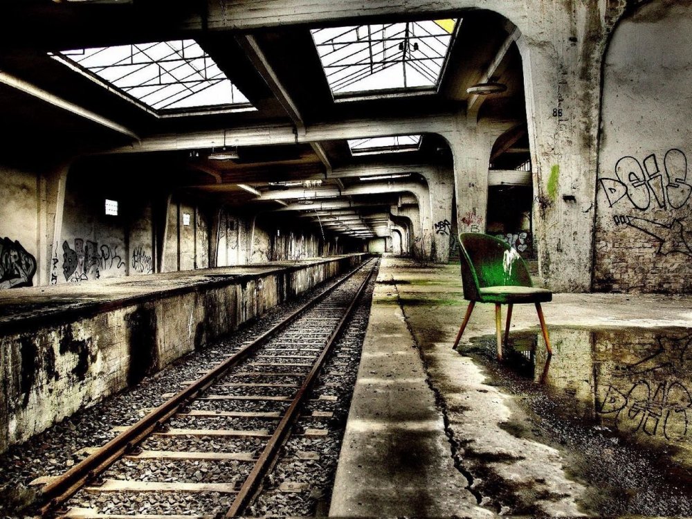 Заброшенный вокзал