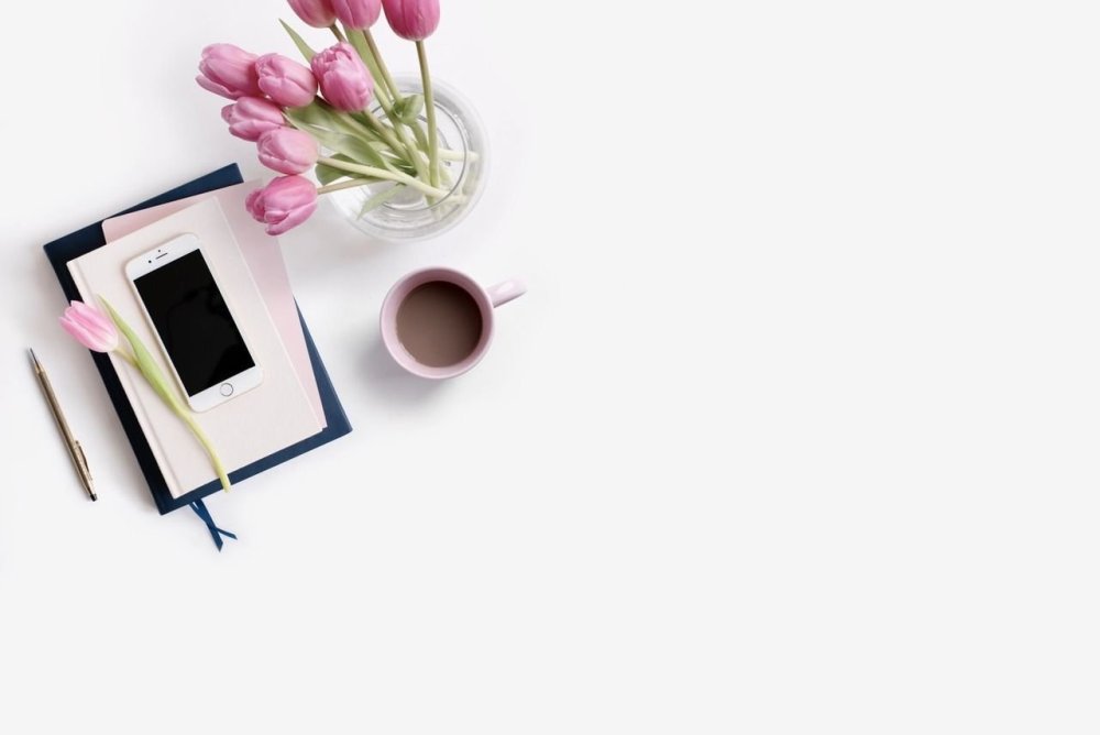 Женский стол сверху