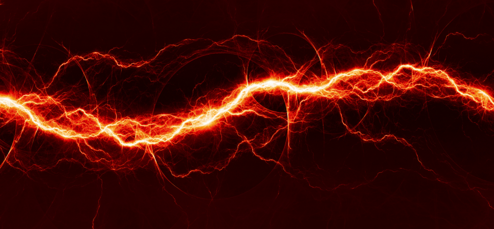 Зеленая молния на черном фоне