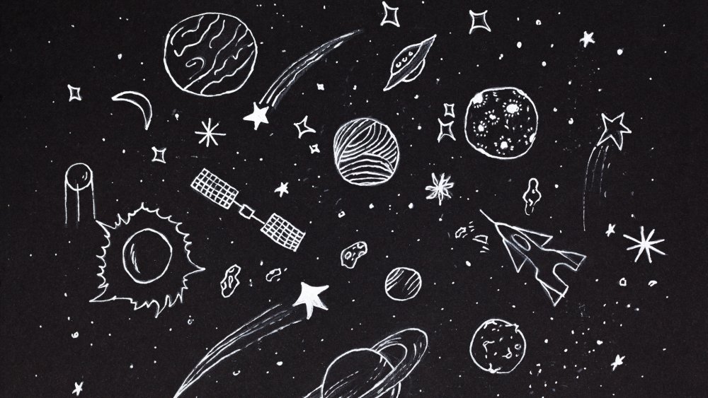 Нарисовать космос мелом