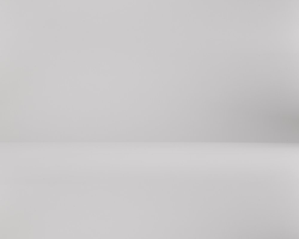 Предметы на сером фоне