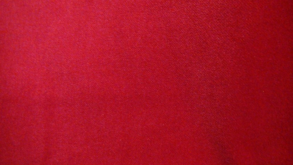 Фон бордовый бархат