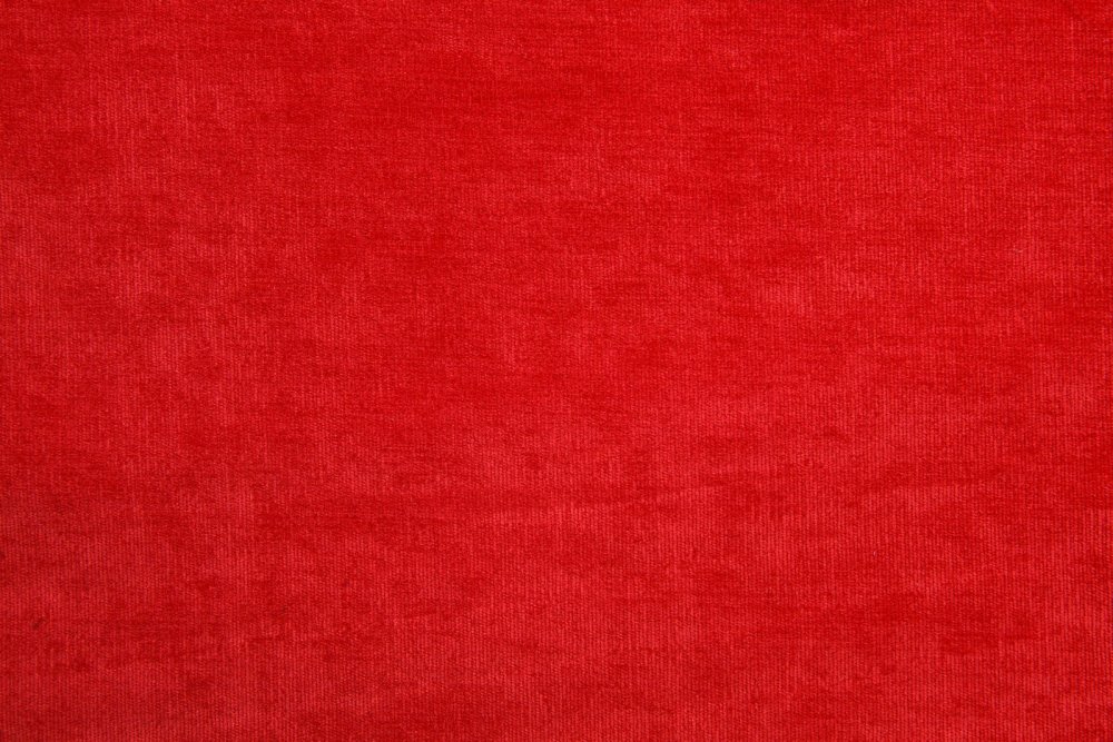 Красная ткань