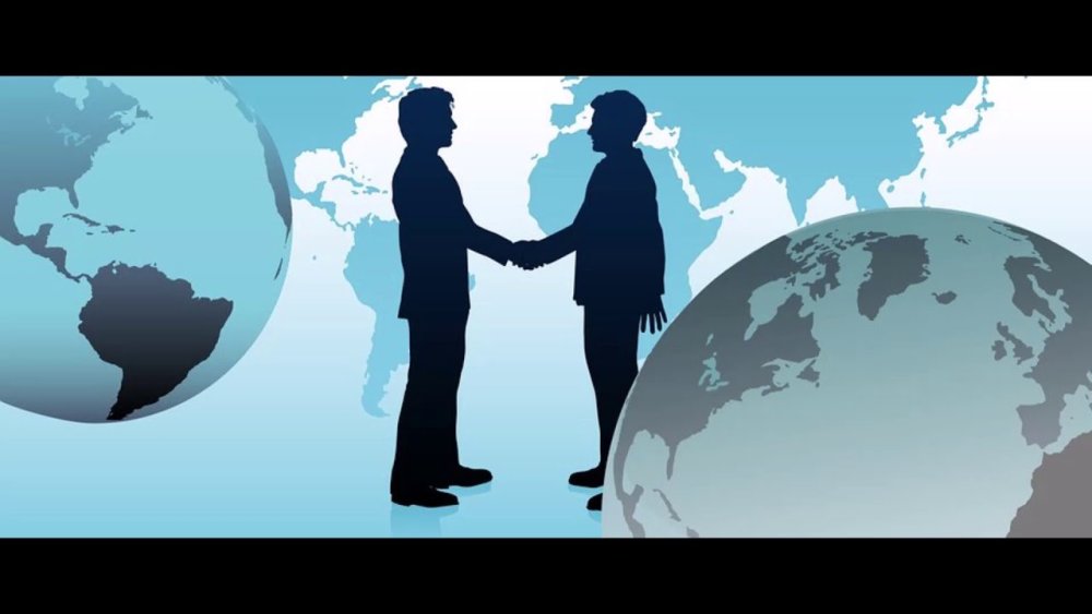 Международное право на белом фоне