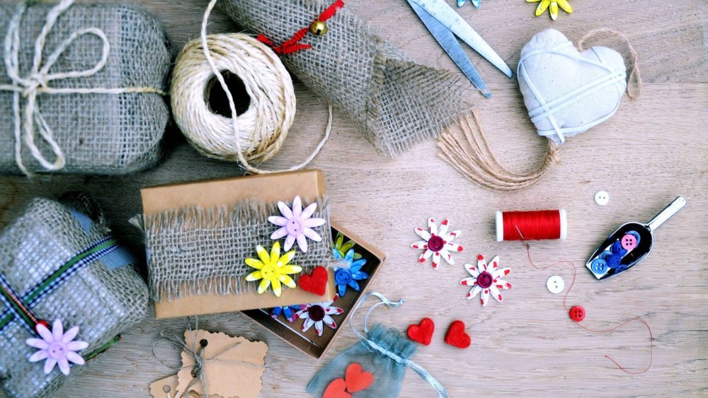 Подручные материалы для рукоделия