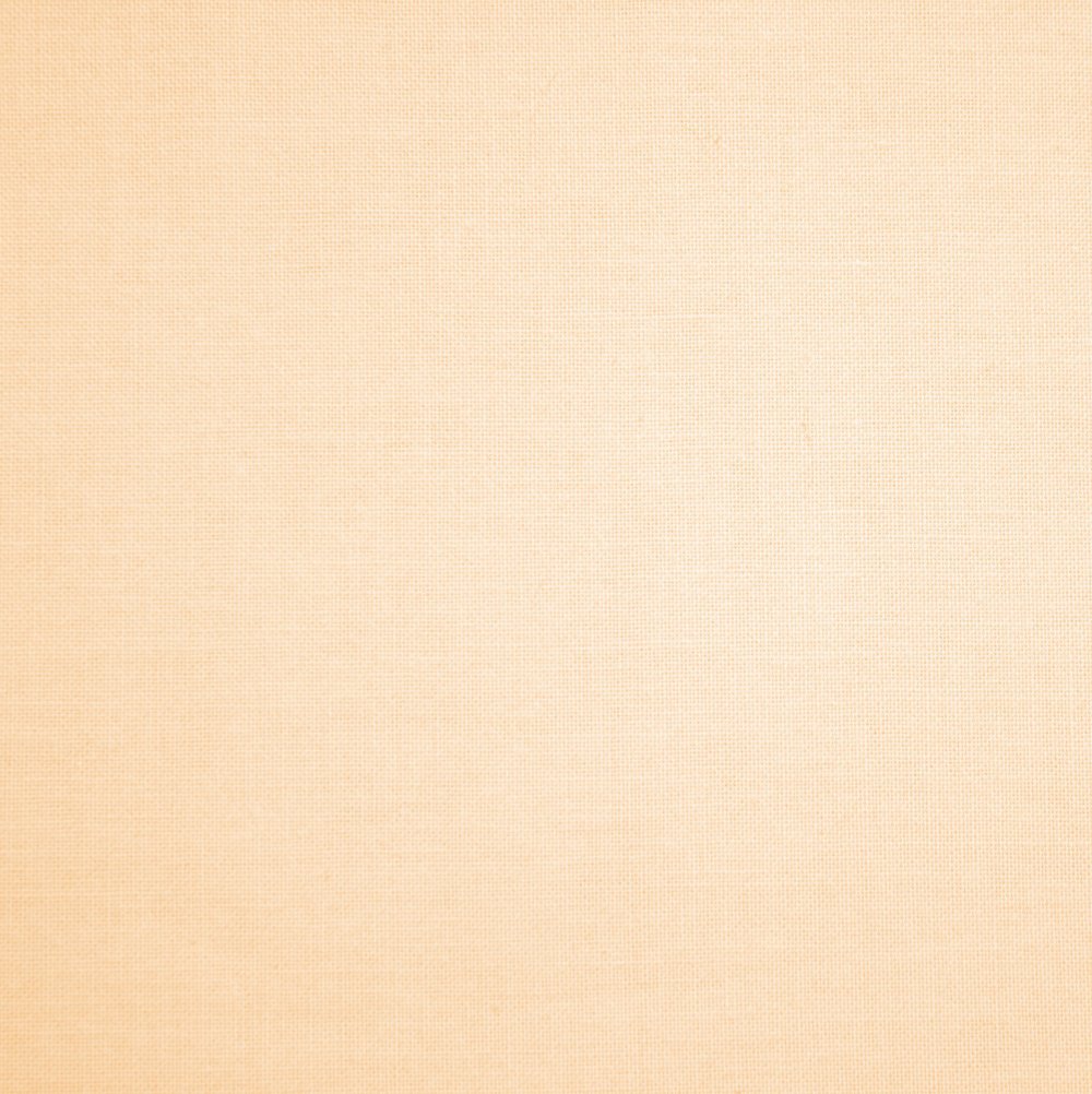 Светло кремовый