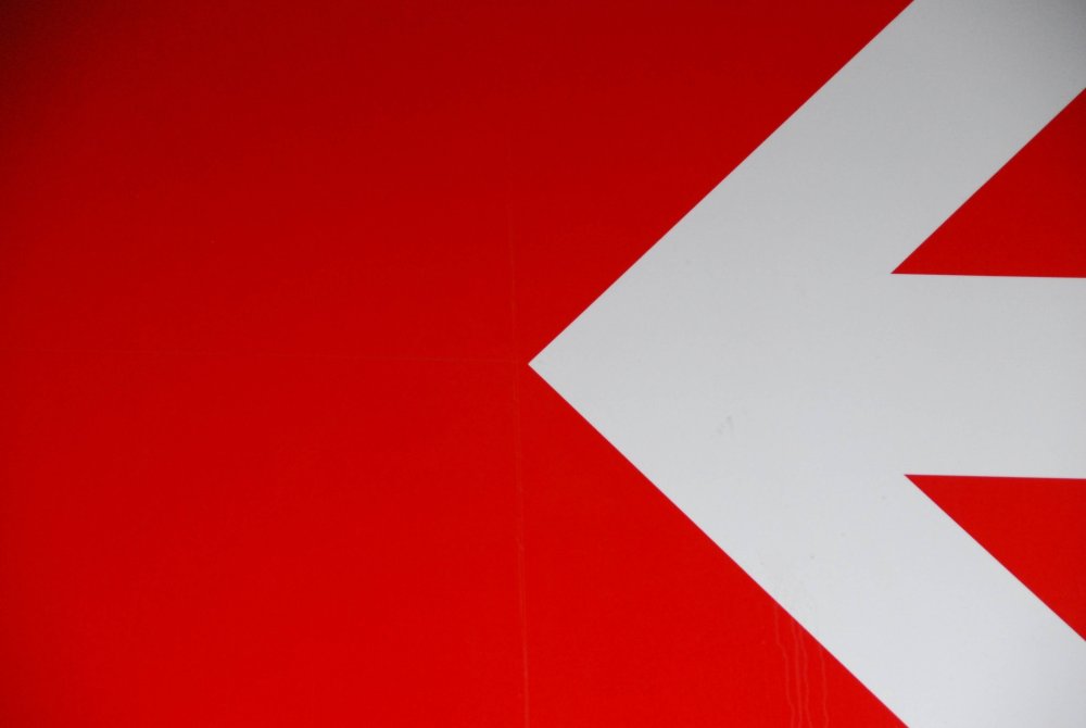 Обои на рабочий стол Железный человек