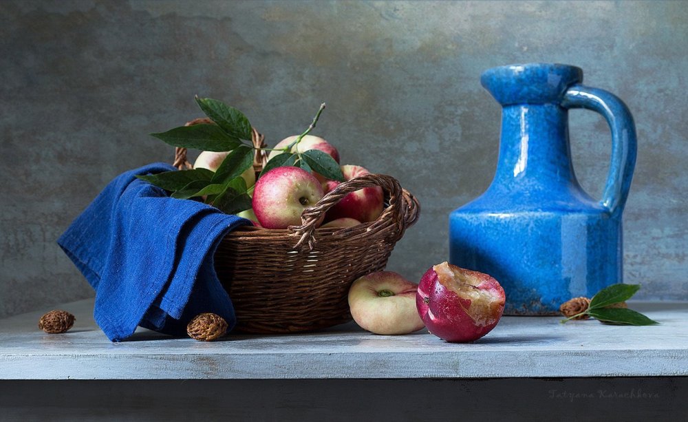 Карачкова Татьяна натюрморт с кувшином