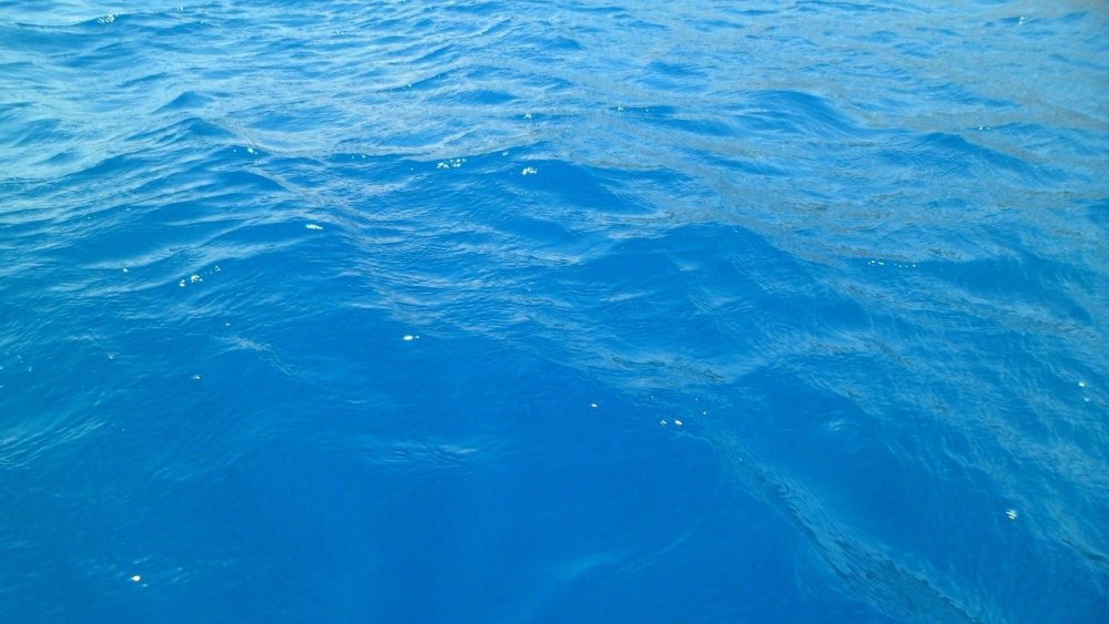Синий фон море