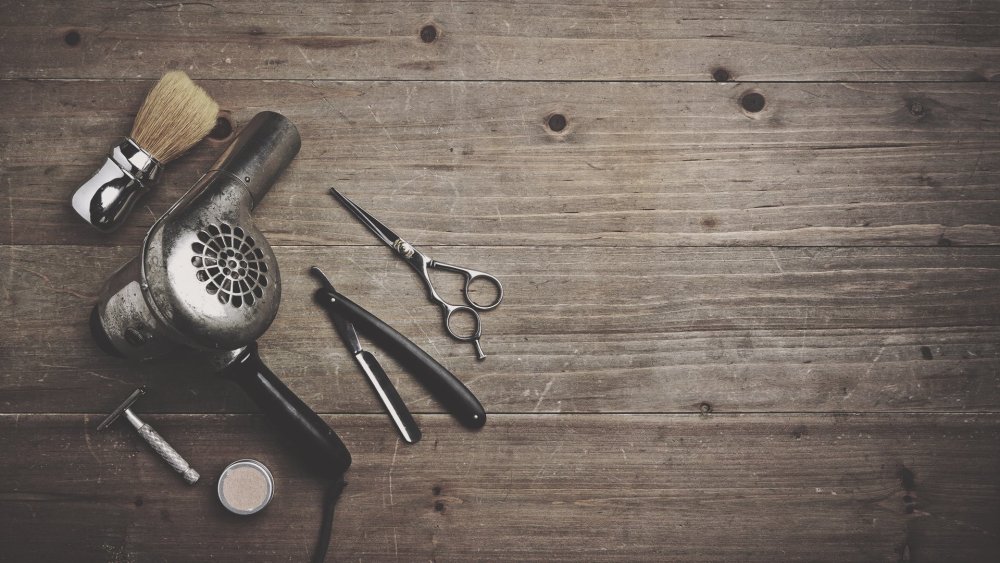 Фон с Парикмахерскими инструментами