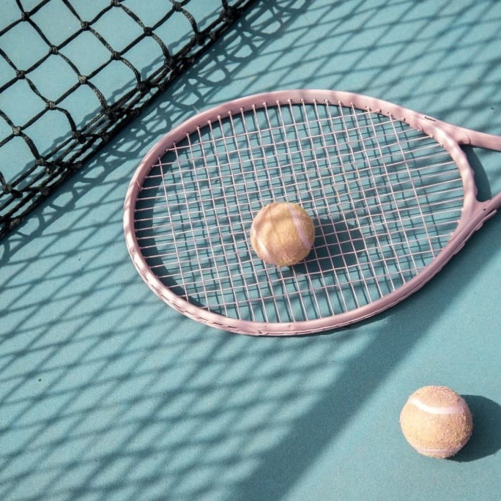 Теннис синий корт