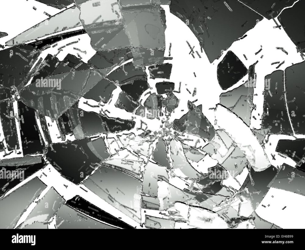 Разбитые куски стекла