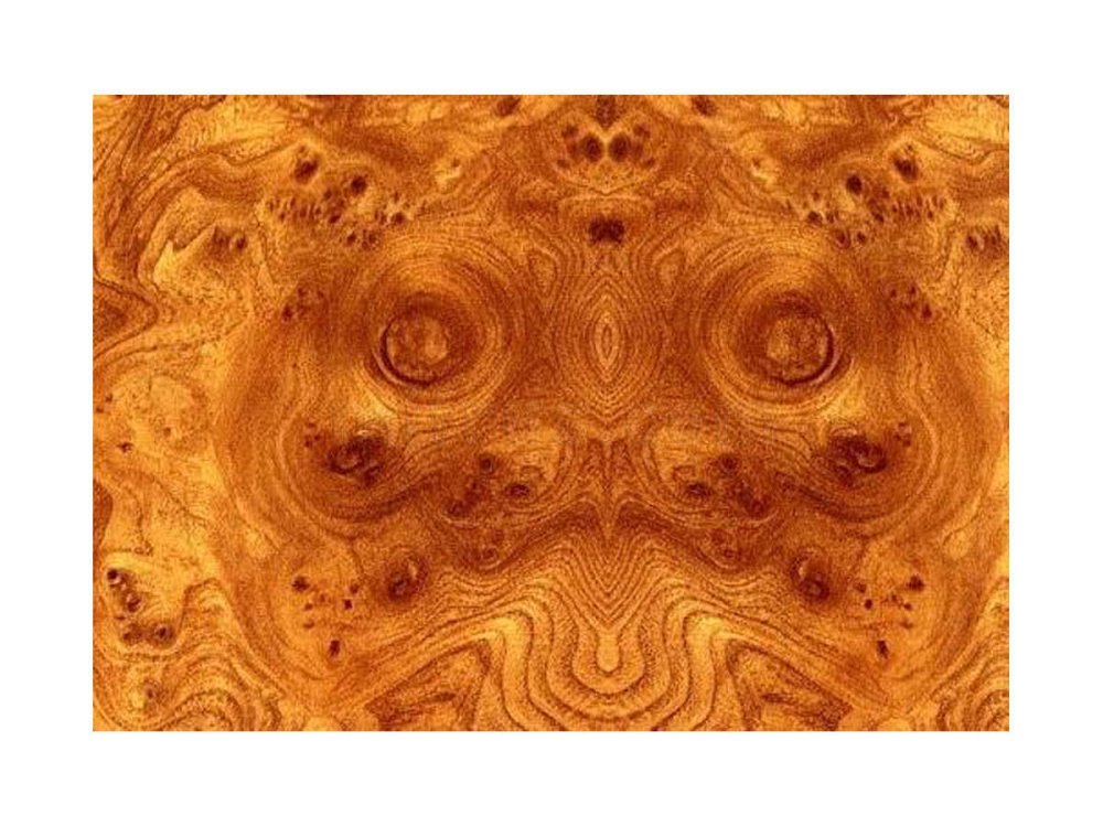 Стол с эпоксидной смолой вид сверху