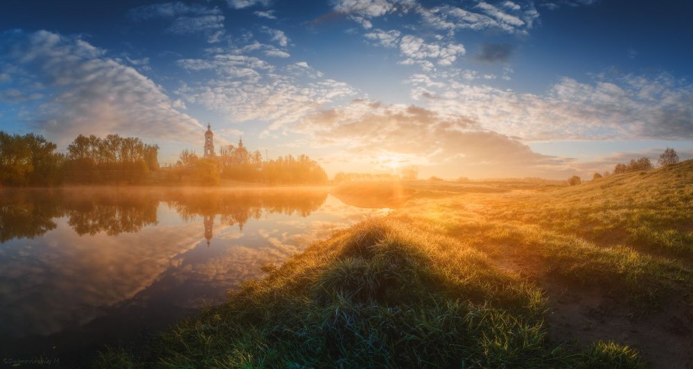 Красивый рассвет в России