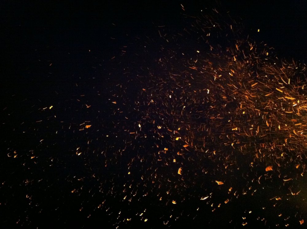 Огненные искры