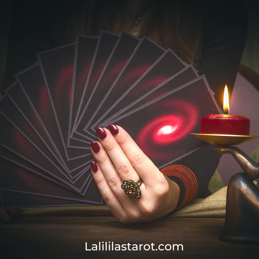 Таро в руках