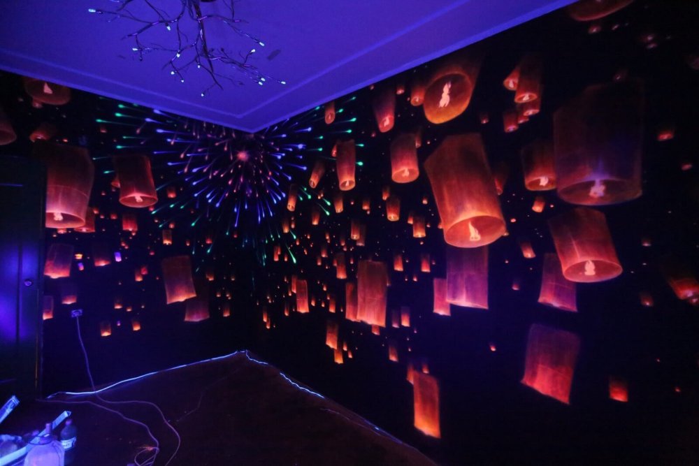 Светящаяся краска в интерьере