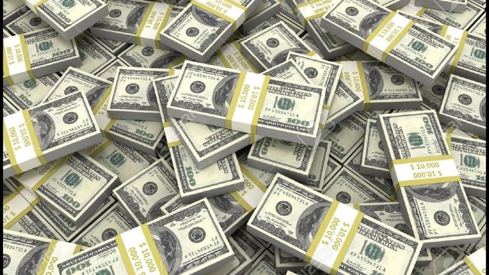 Купюры зеленого цвета