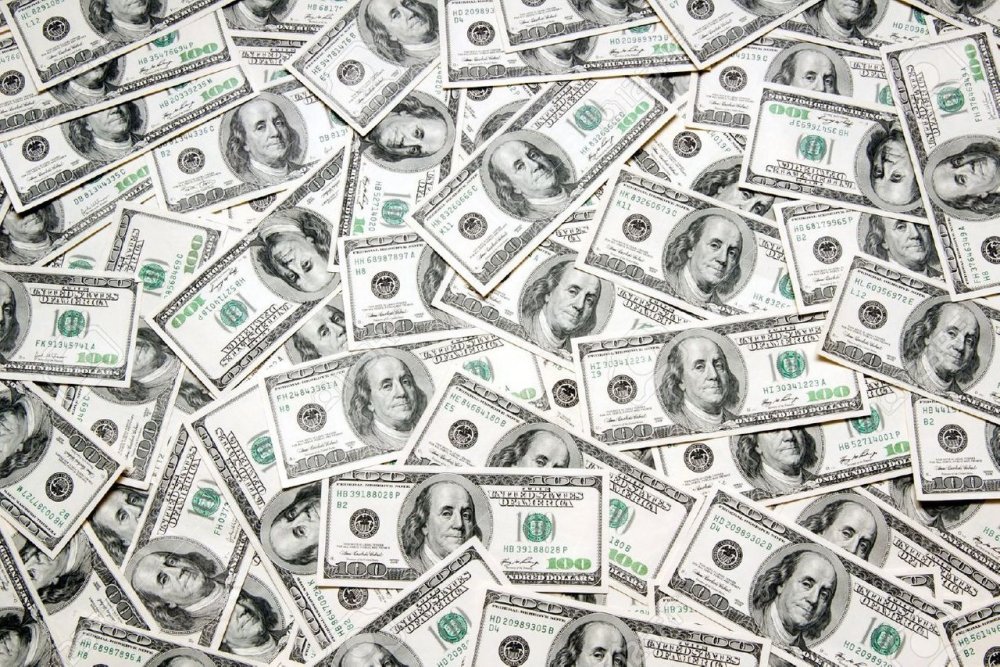 Гора денег