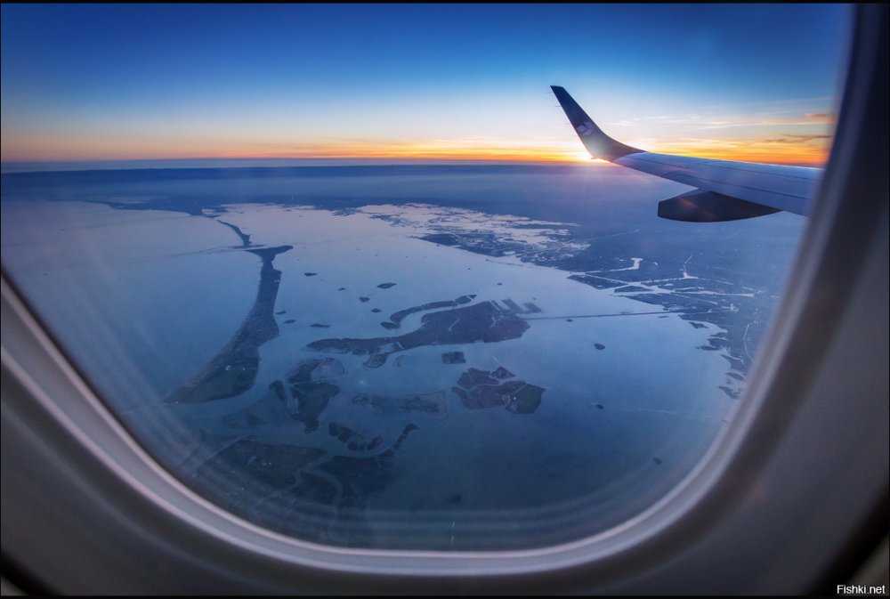 Окно самолета