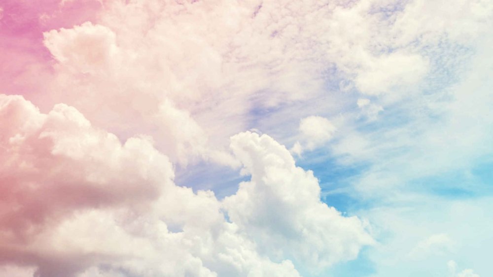 Голубо розовое небо