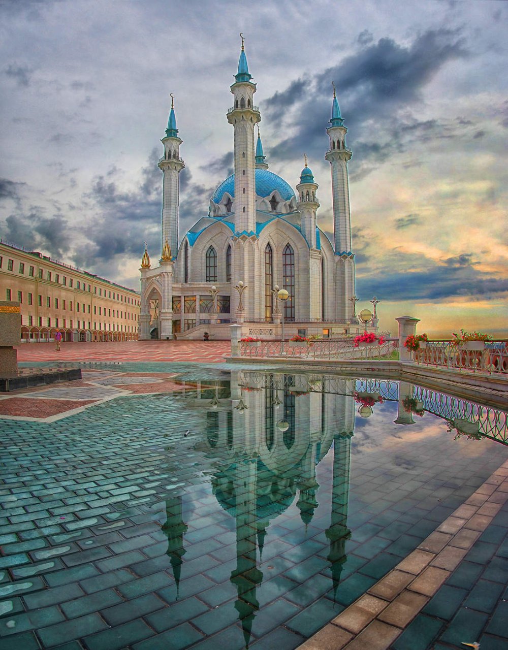 Мечеть кул-Шариф в Казани в векторе