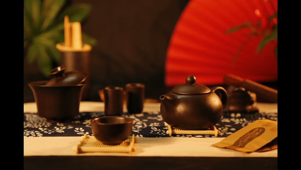 Мастер чайной церемонии