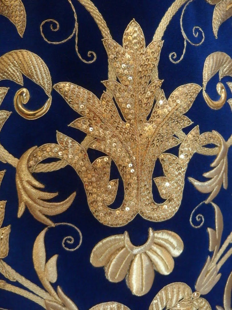 Тисненая ткань