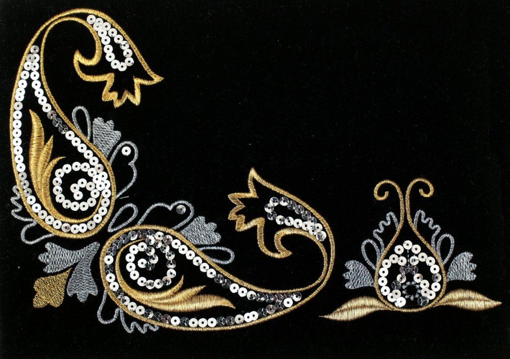 Орнаментальная вышивка золотом