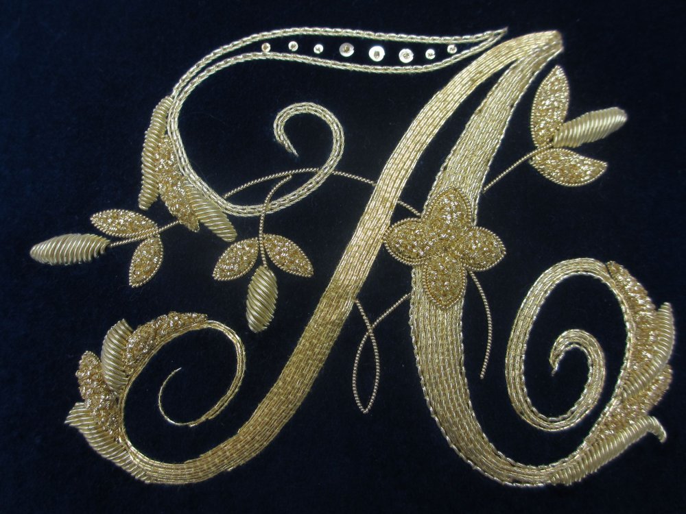 Тиснение золотой фольгой