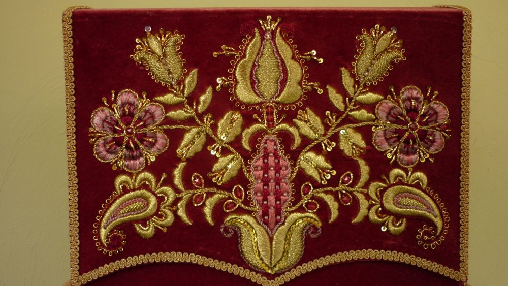 Торжокское золотное шитьё