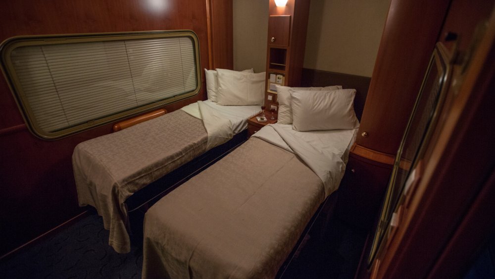 Окно поезда вектор