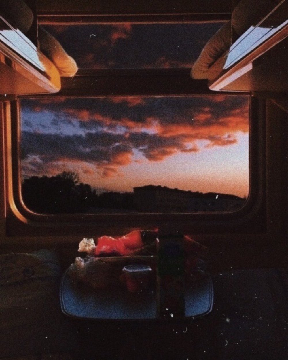 Телевизор в поезде