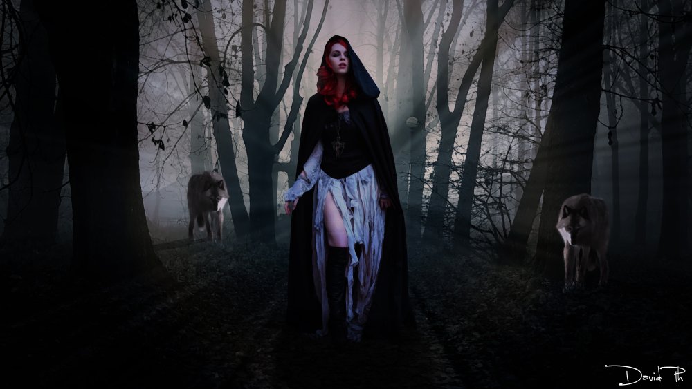 Фотосессия в стиле хоррор в лесу