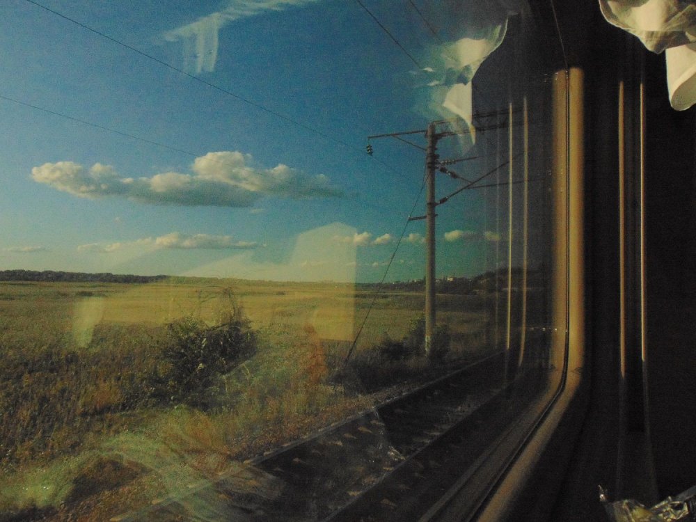 Макото Синкай вагон метро аниме