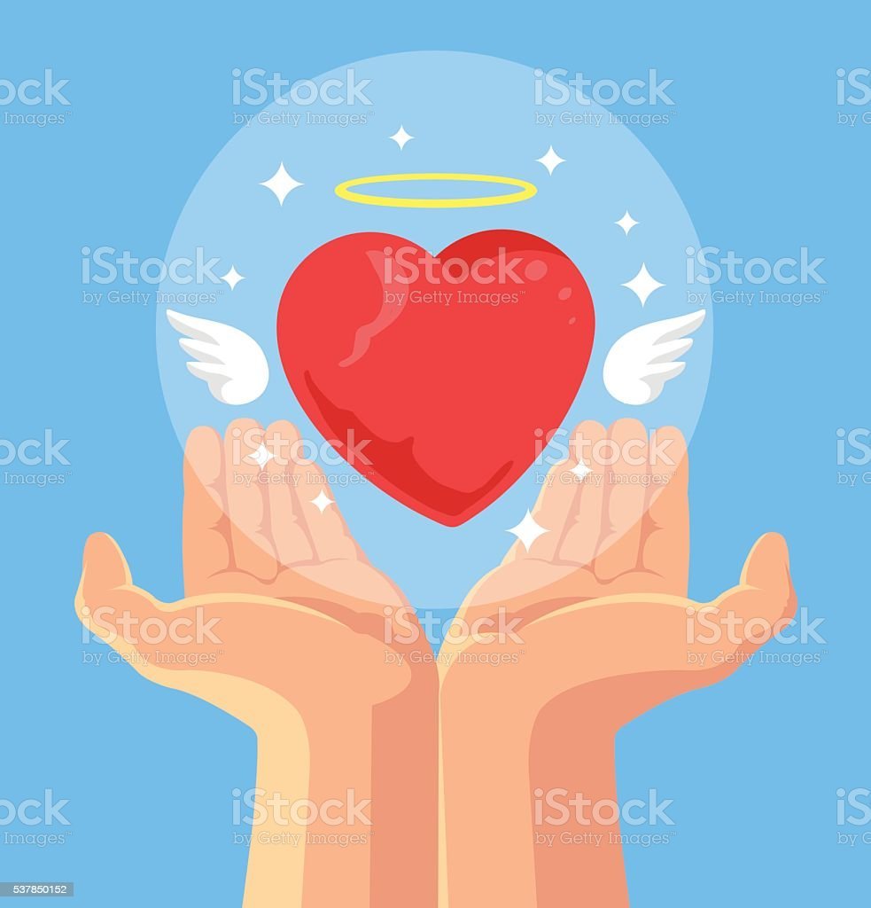 Ладони держат сердце