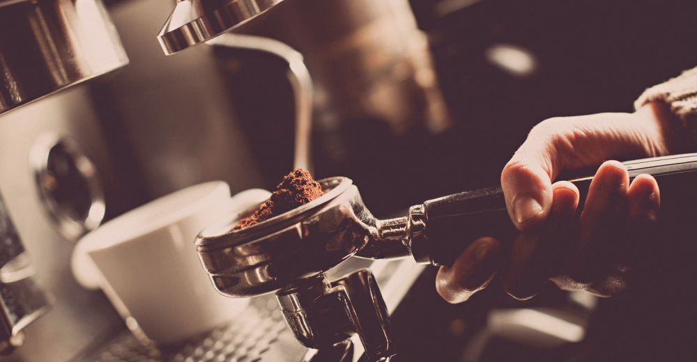 Бариста со спины