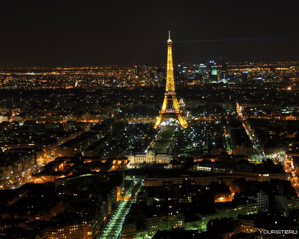 Ночной вид с балкона