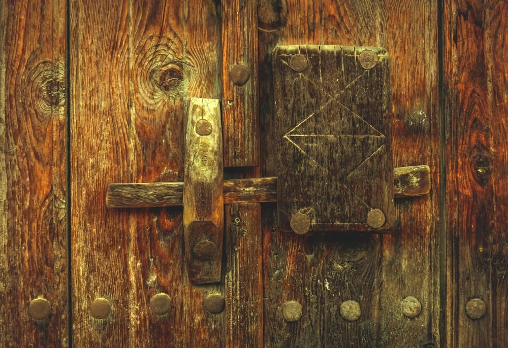 Ворота замка