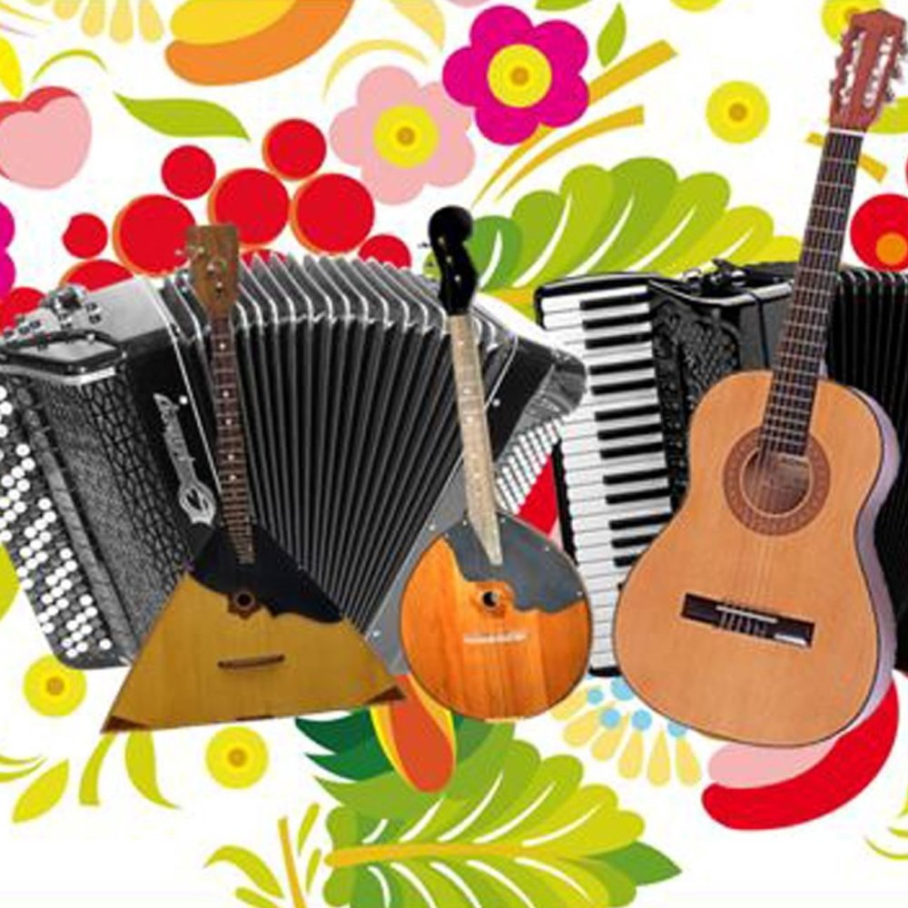 Балалайка с четырьмя струнами