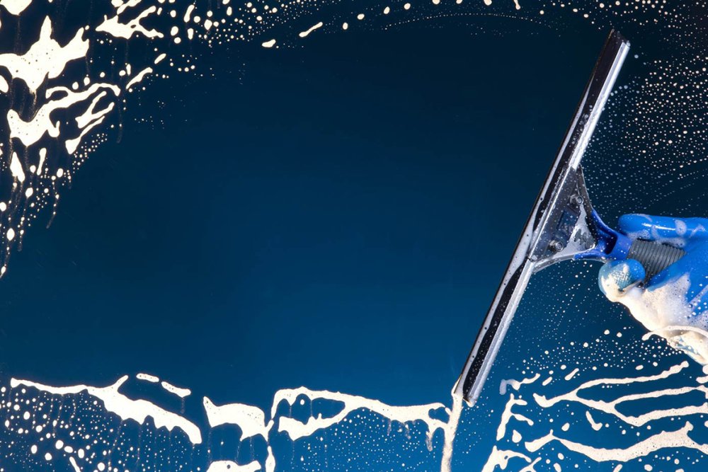 Мыльные разводы на стекле