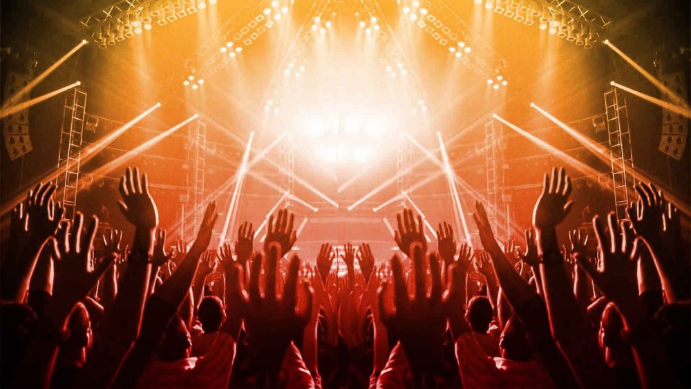 Свет на сцене