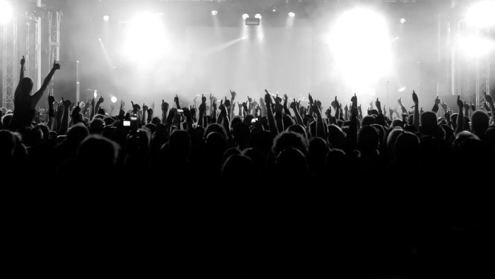 Макс Корж на сцене