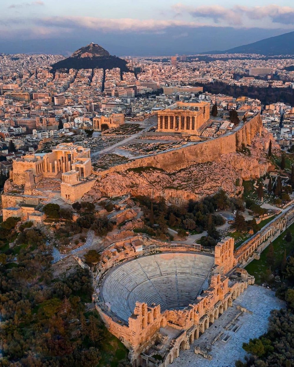 афинский акрополь в греции